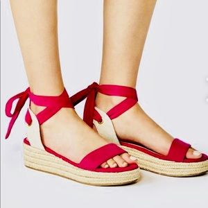 New in box- Just Fab/Fuchsia lace-up wedges